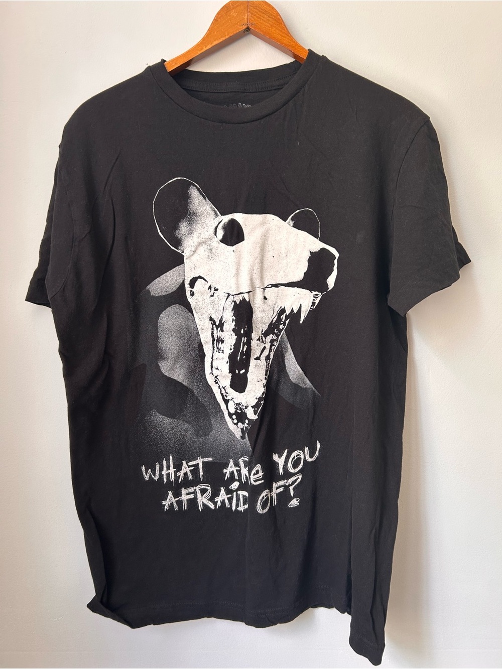 Hot Topic Amanda the Adventurer t-shirt Medium What Are You Afraid Of?